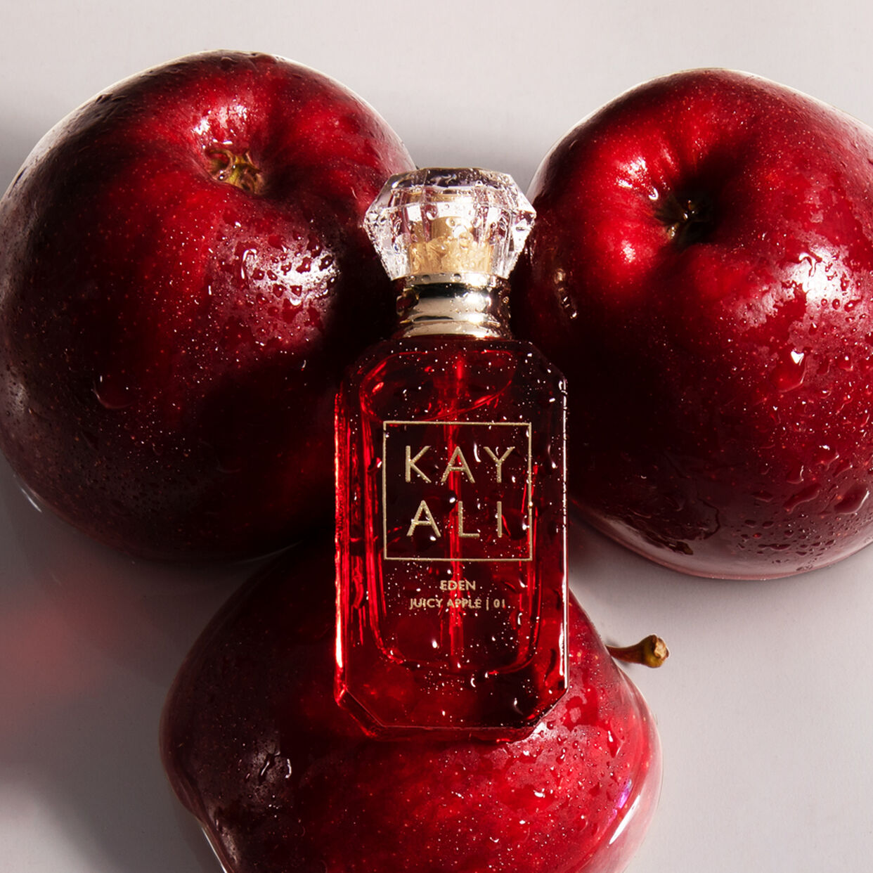 Kayali Loverest Cherry/48(woman)
